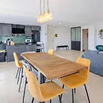Appartement Jeanne Darc - Spacieux, Vue Mer, Terrasse, Proche Centre&plage